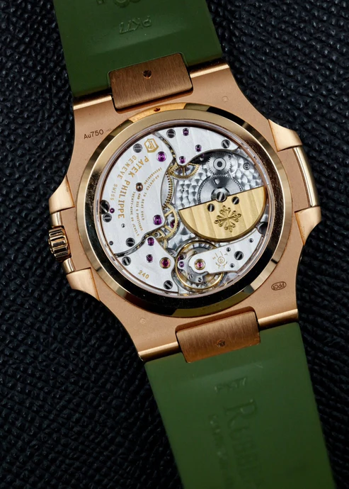 Patek Philippe Nautilus Moonphase 5712R Rose Gold - Image 3