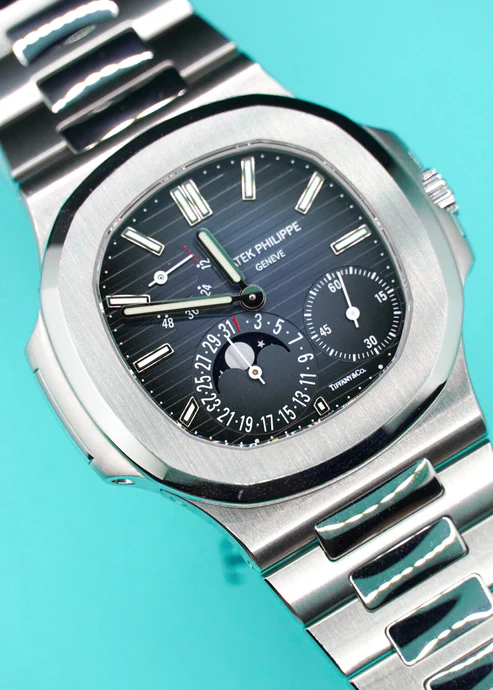 Patek Philippe Nautilus Moonphase 5712/1A Tiffany Stamped Dial - Image 3