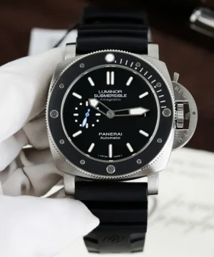 PAM1389 Titanium Lite VSF 1:1 Best Edition Black Dial on Black Rubber Strap P.9010 Clone