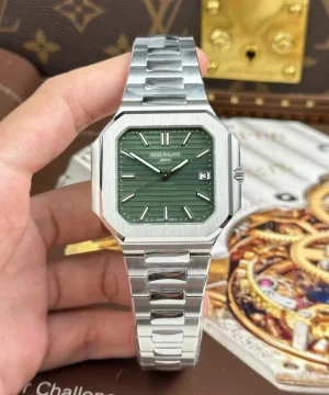 Patek Philippe Cubitus 5821 Green Dial Automatic Movement 45mm