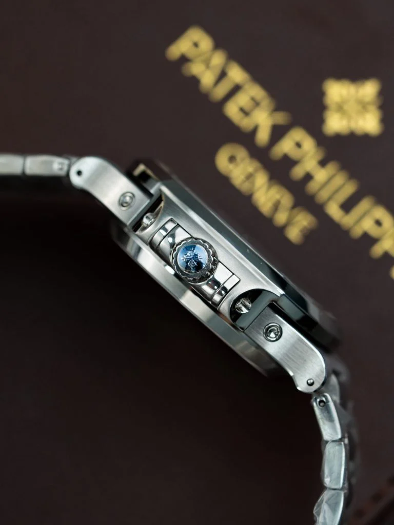 Patek Philippe Nautilus 5740 White Dial Automatic Movement 40mm - Image 7