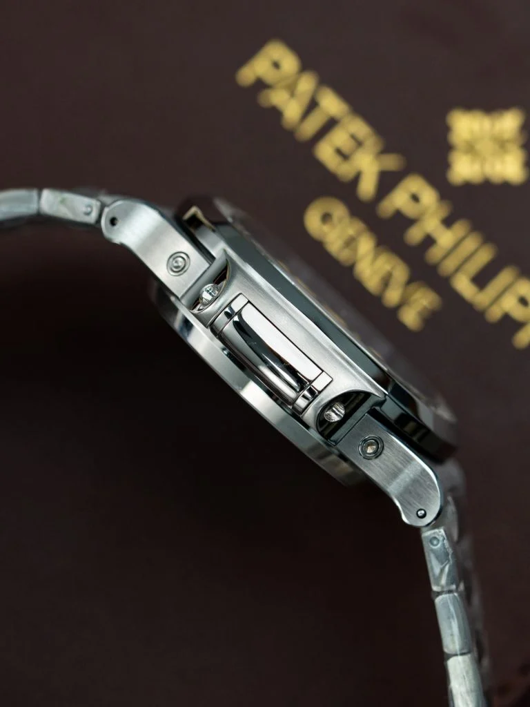 Patek Philippe Nautilus 5740 White Dial Automatic Movement 40mm - Image 6