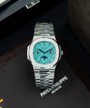 Patek Philippe Nautilus 5740 Tiffany Dial Automatic Movement 40mm