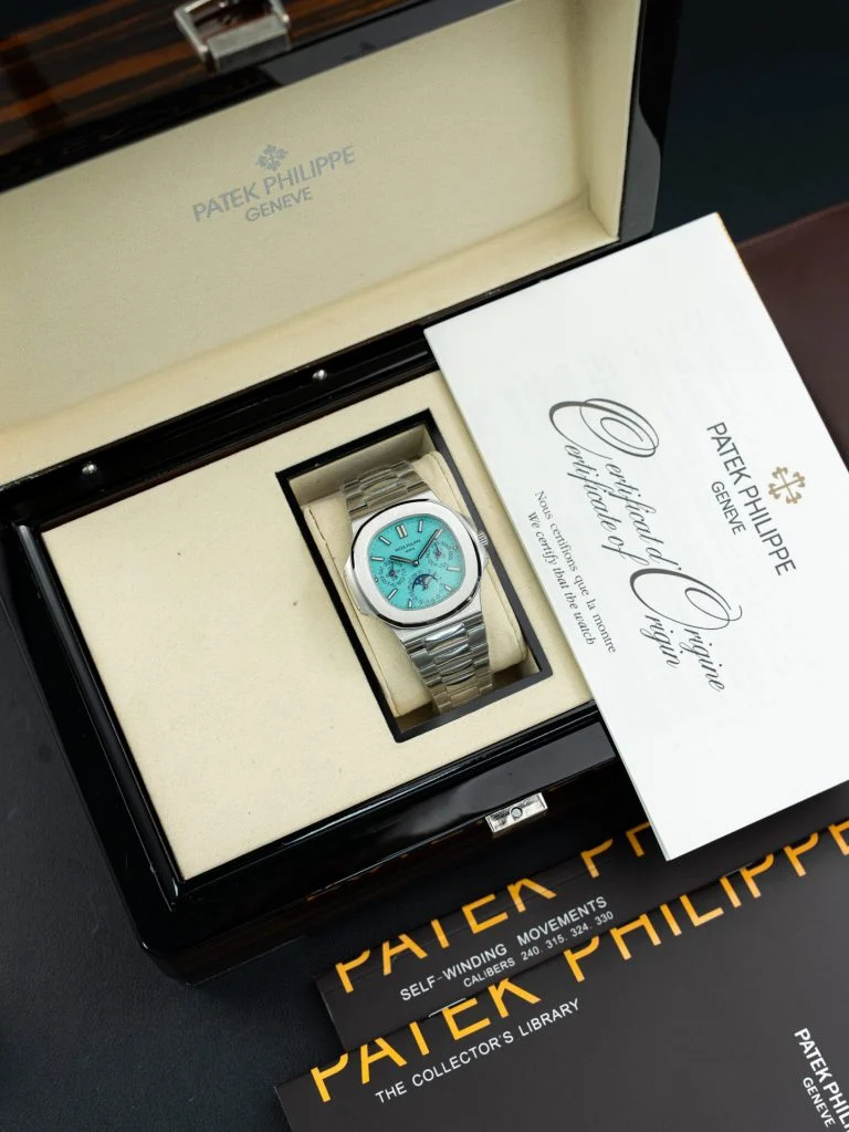 Patek Philippe Nautilus 5740 Tiffany Dial Automatic Movement 40mm - Image 2