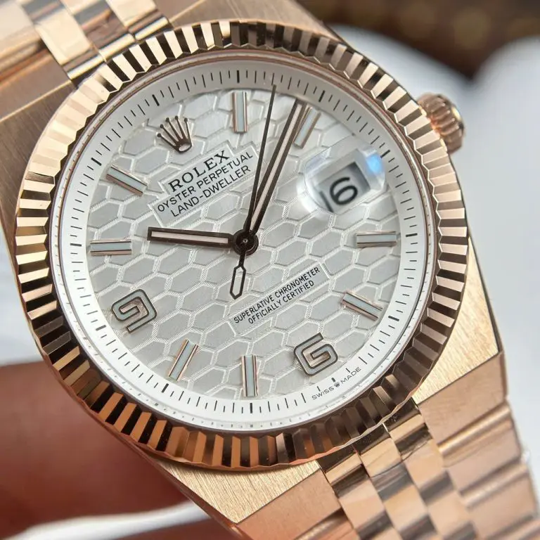 Land Dweller 127335 2F 1:1 Best Edition White Textured Dial on RG Bracelet A7135 - Image 4
