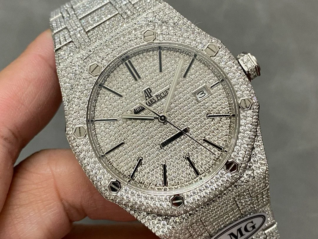 Audemars Piguet Royal Oak 41MM Silver Dial Iced Out 25.25- 15400ST - Image 8